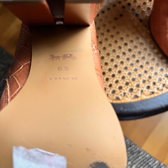 Coach Women's Tan Croc-Embossed Brielle Ankle Boots 6.5 - Picture 9 of 9